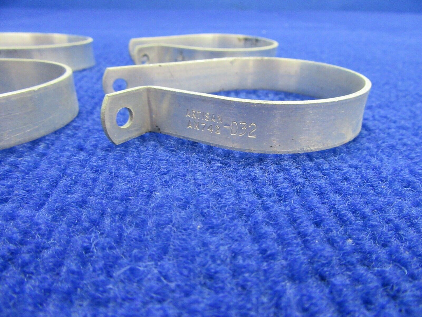 Artisan Aircraft Clamp Aluminum 2" Diameter AN742-D32 NOS LOT OF 6 (1121-539)