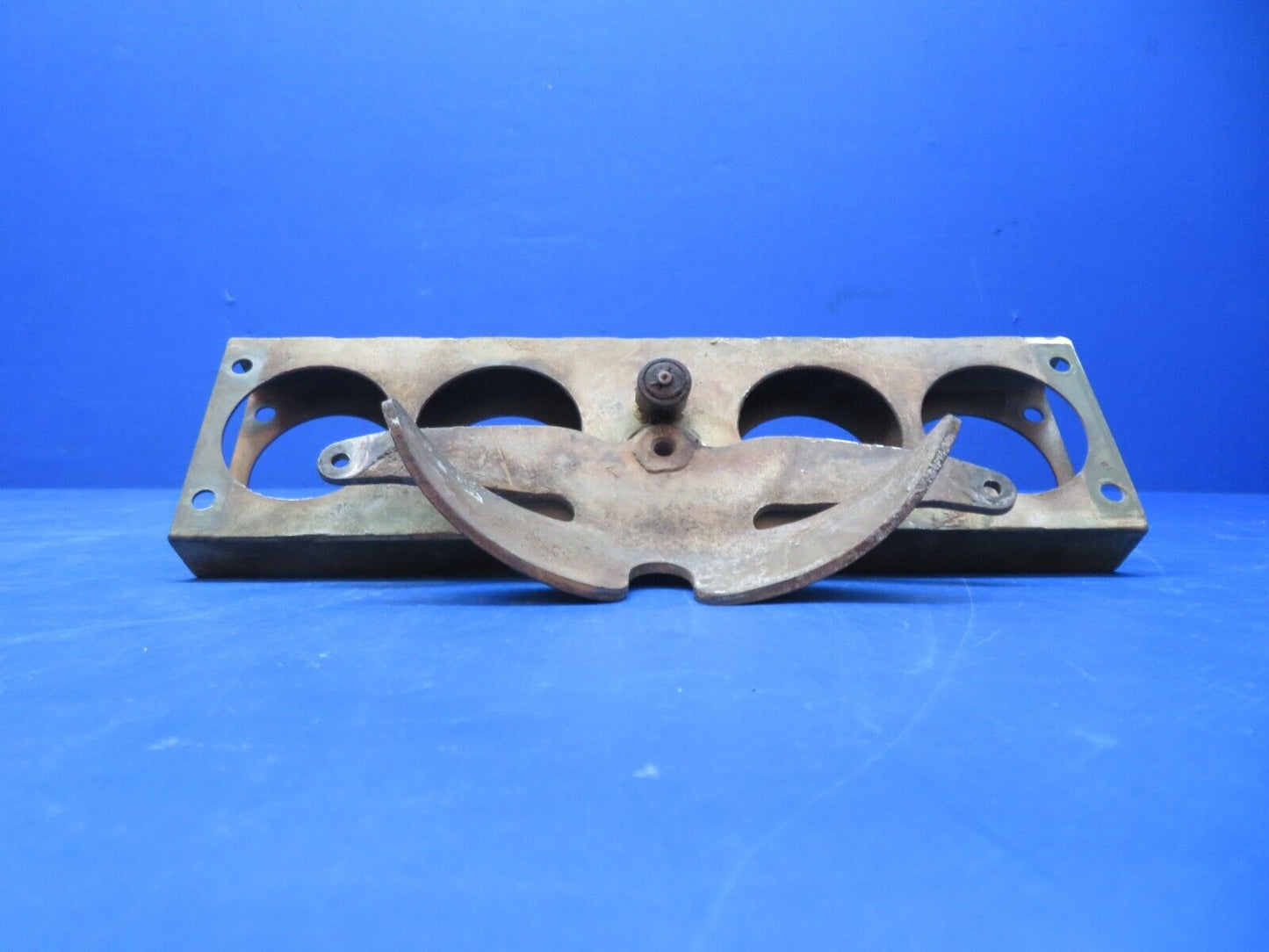 Cessna 310 / 310I Nose Gear Steering Yoke & Support P/N 0813150-52 (0923-696)