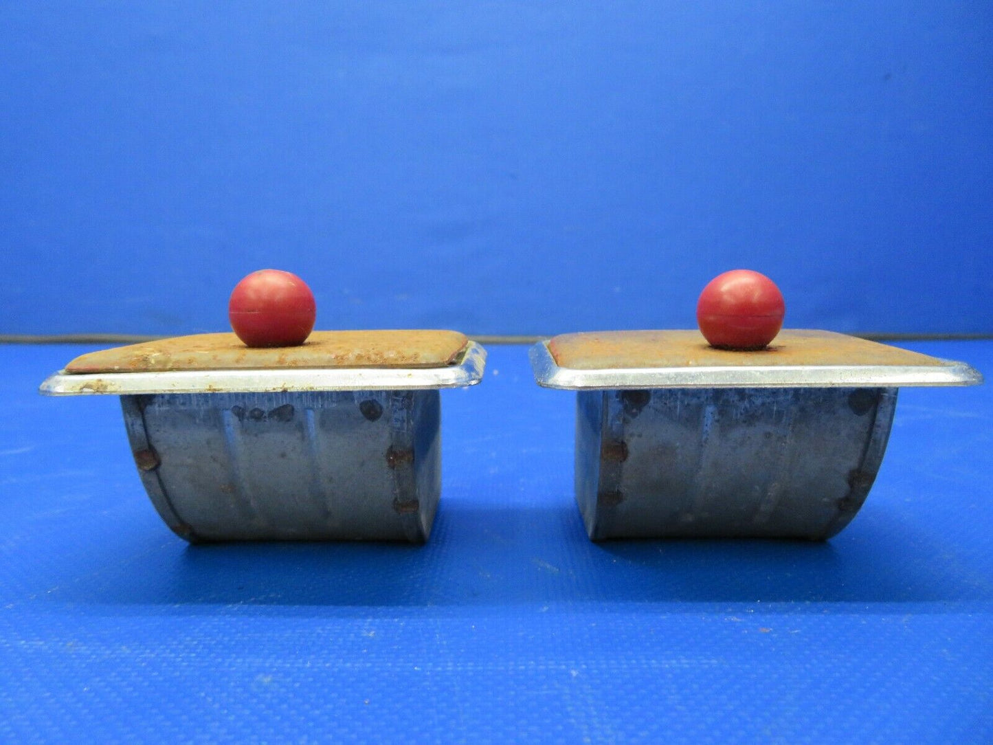 Piper PA-28-140 Ash Box / Tray  Pilot / Co-Pilot Seat 453-141 LOT OF 2 (0621-725