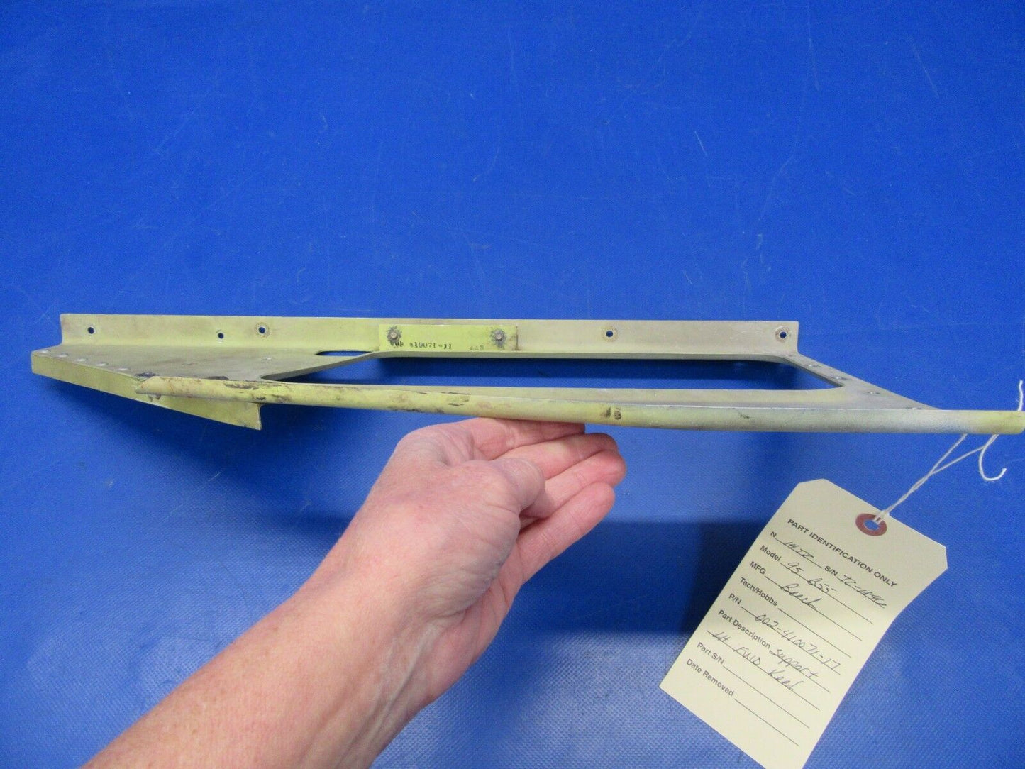 Beech Baron 95-B55 Support LH FWD Keel 002-410071-17 (1118-63)