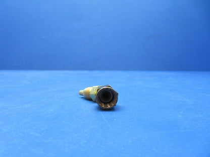Eaton Nipple Assy Aeroquip Hose Fitting P/N 8746-4 NOS (0923-908)