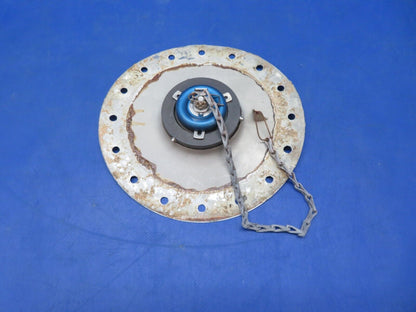 Cessna 310 / 310I Fuel Filler Adapter & Cap Assy P/N 0823410-3 (0923-688)