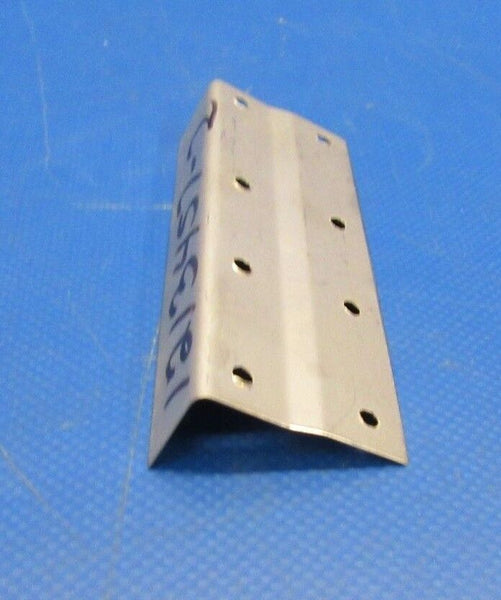 Cessna P210 Angle RH Firewall to Tunnel P/N 1213457-2 NOS (0119-204)