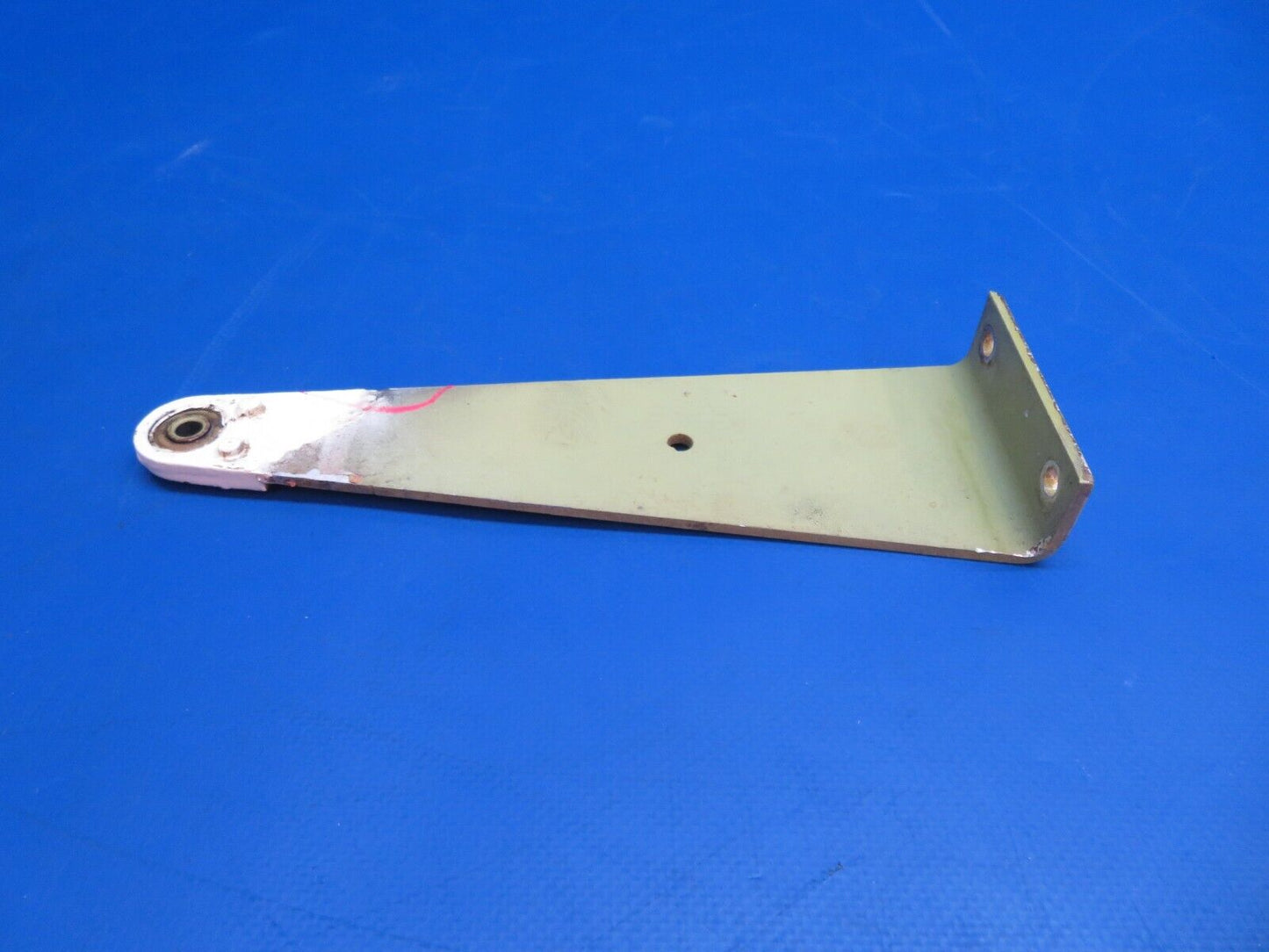 Aeronca 7AC /  11AC Aileron Hinge P/N 2-689 (0323-38)