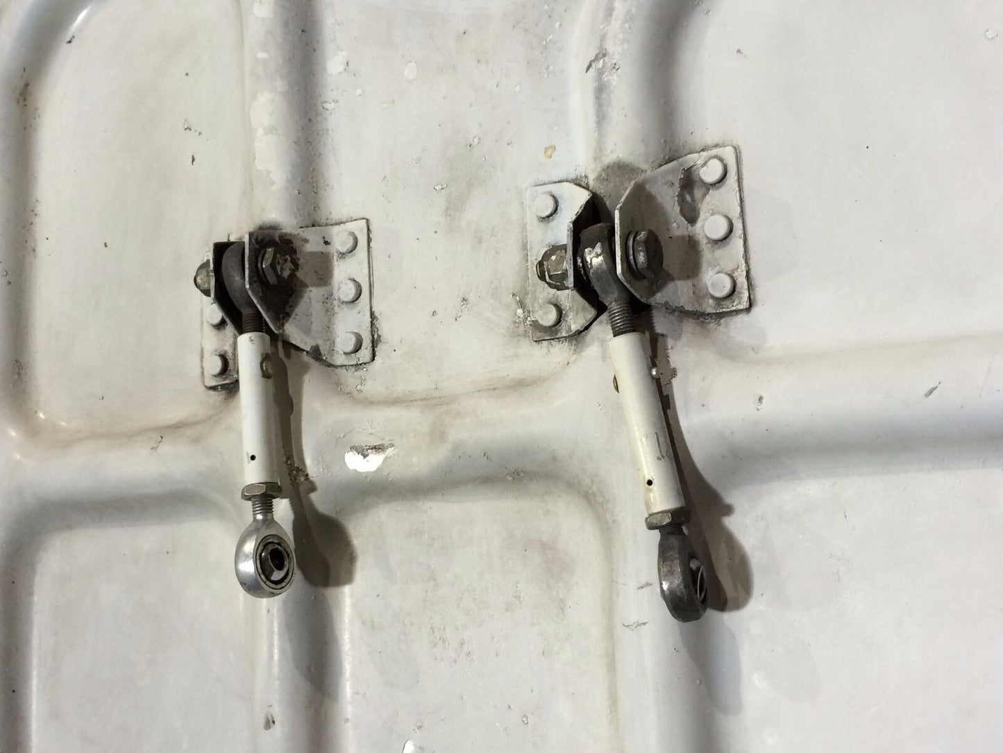 Beech Baron 58 RH OTBD Main Gear Door P/N 35-815055-215 & 35-815055-69 (0916-08)