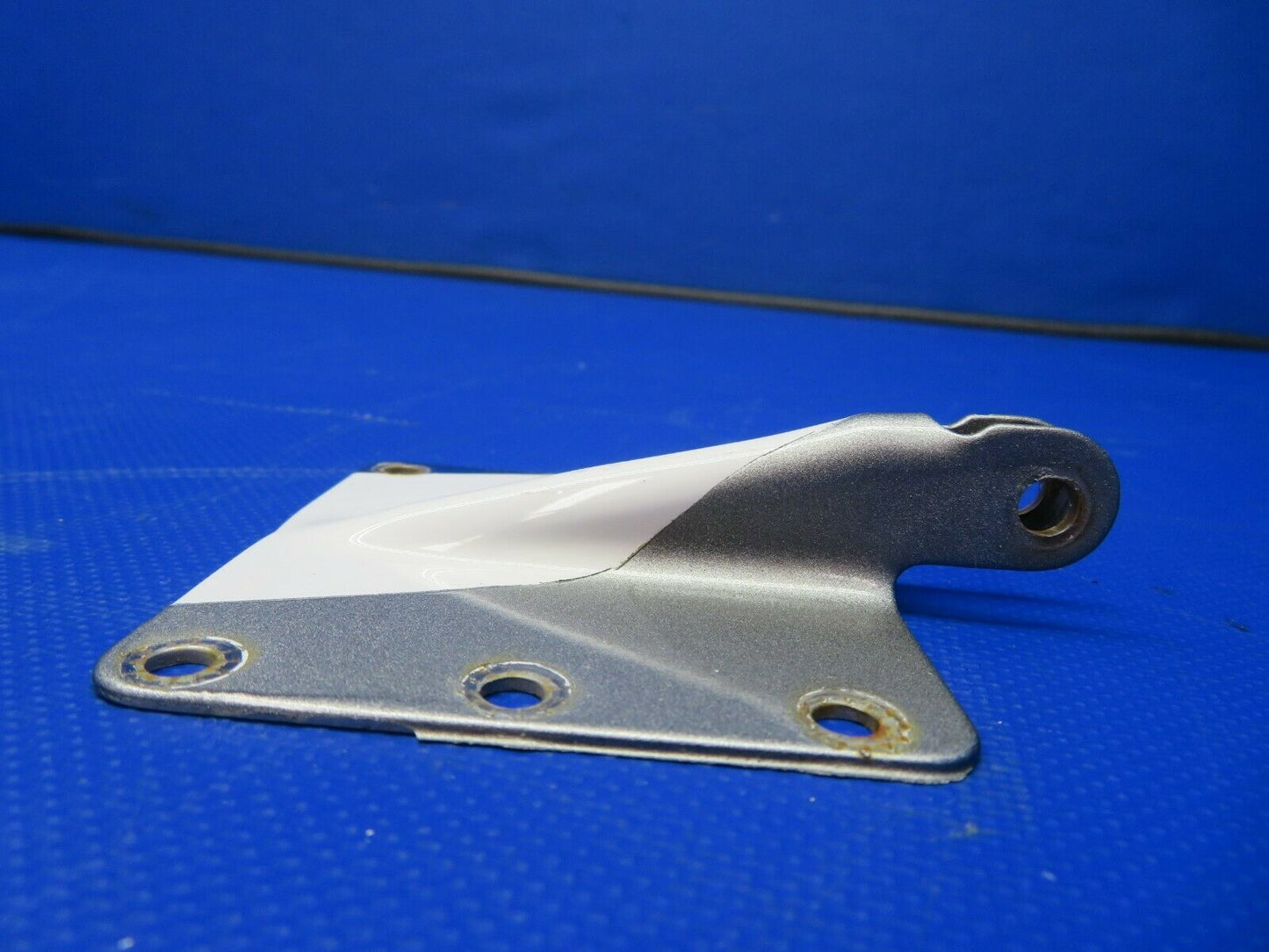 Piper PA-32RT-300 Lance Hinge Cabin Door AFT P/N 68174-000 (0521-784)