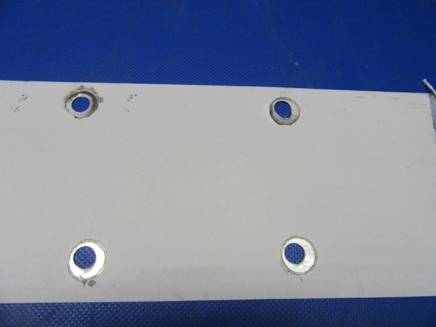 Cessna 210 / T210N Wing Fillet LH Upper Center P/N 1221105-17 (1021-363)