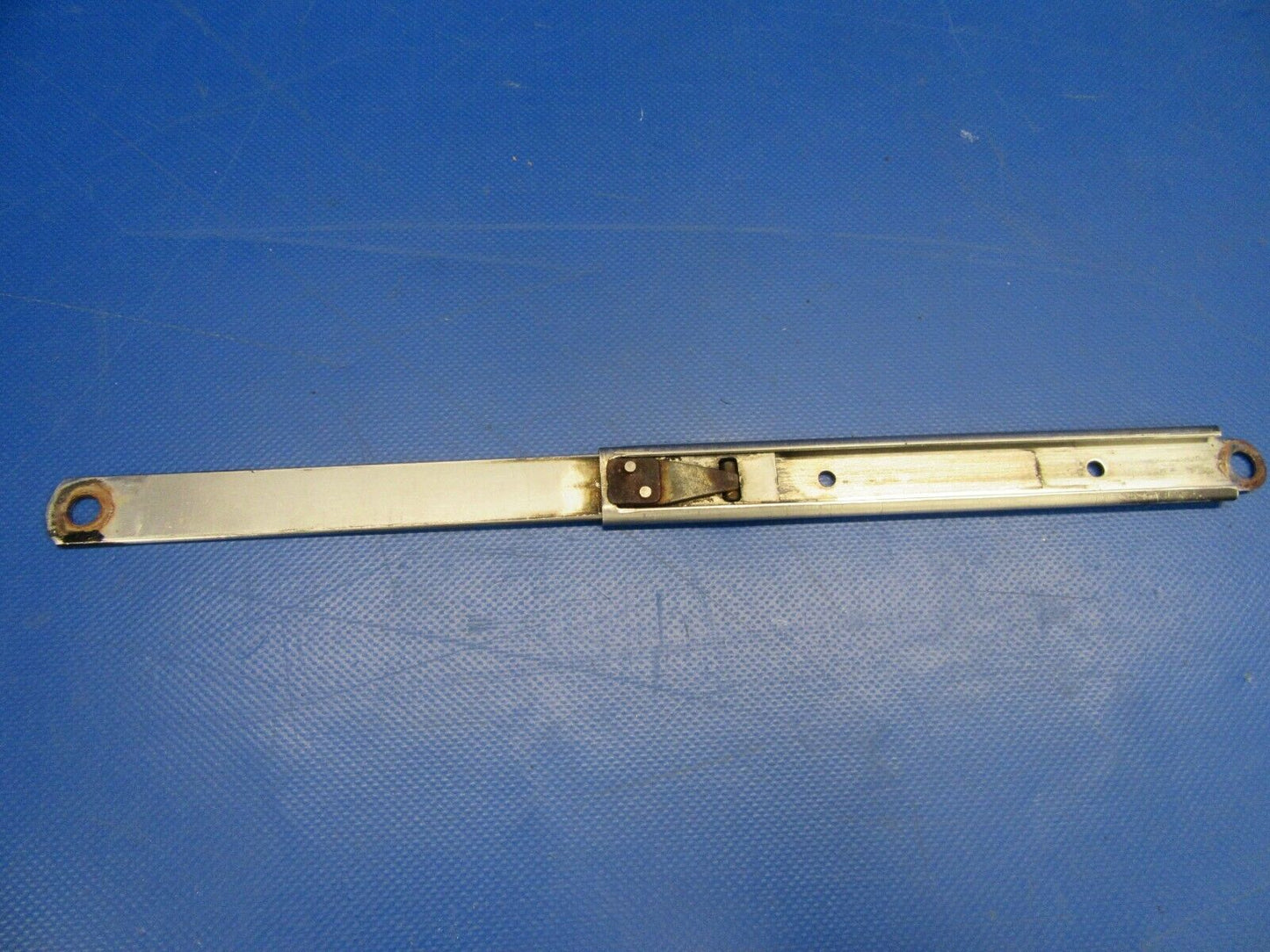 Cessna 310 / T310Q Door Stop Assembly P/N 0811488-15 (0619-162)