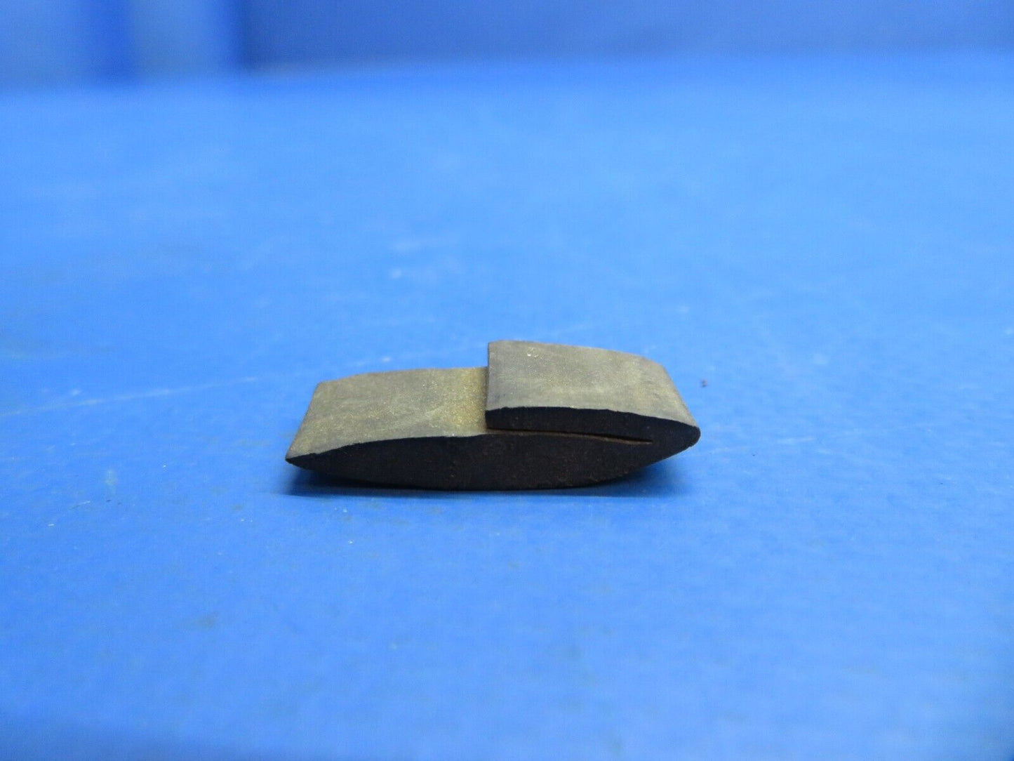 Beech Main Wing Pad P/N 35-115301-14 LOT OF 6 NOS (1222-929)