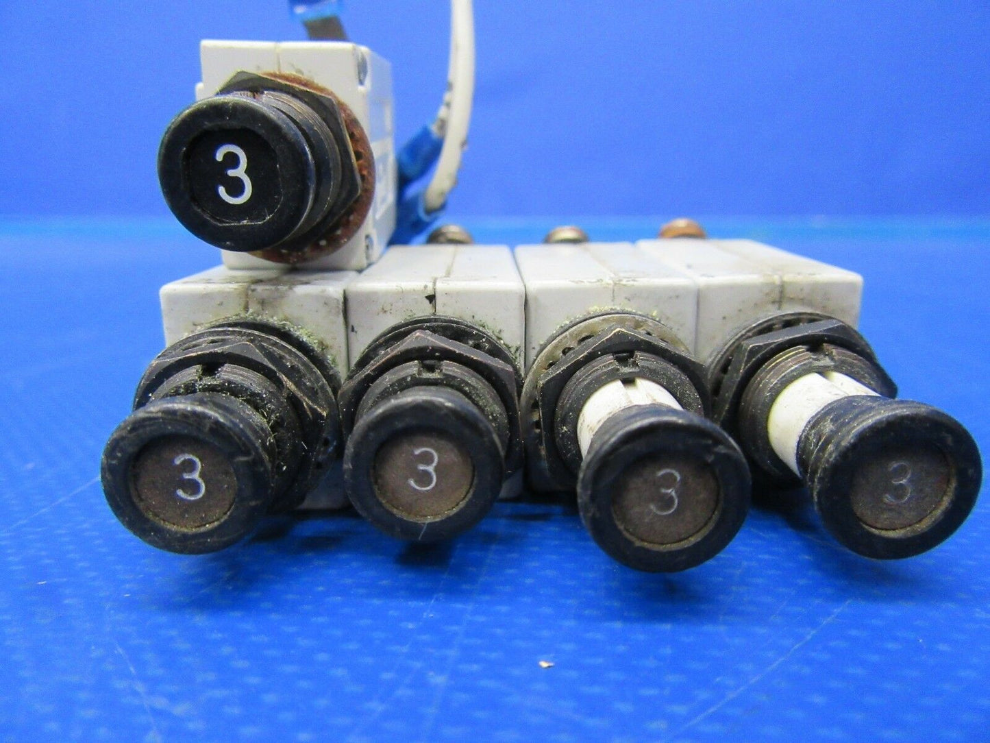 Beech Baron 95-B55 Circuit Breaker Assortment LOT OF 27 (1118-46)