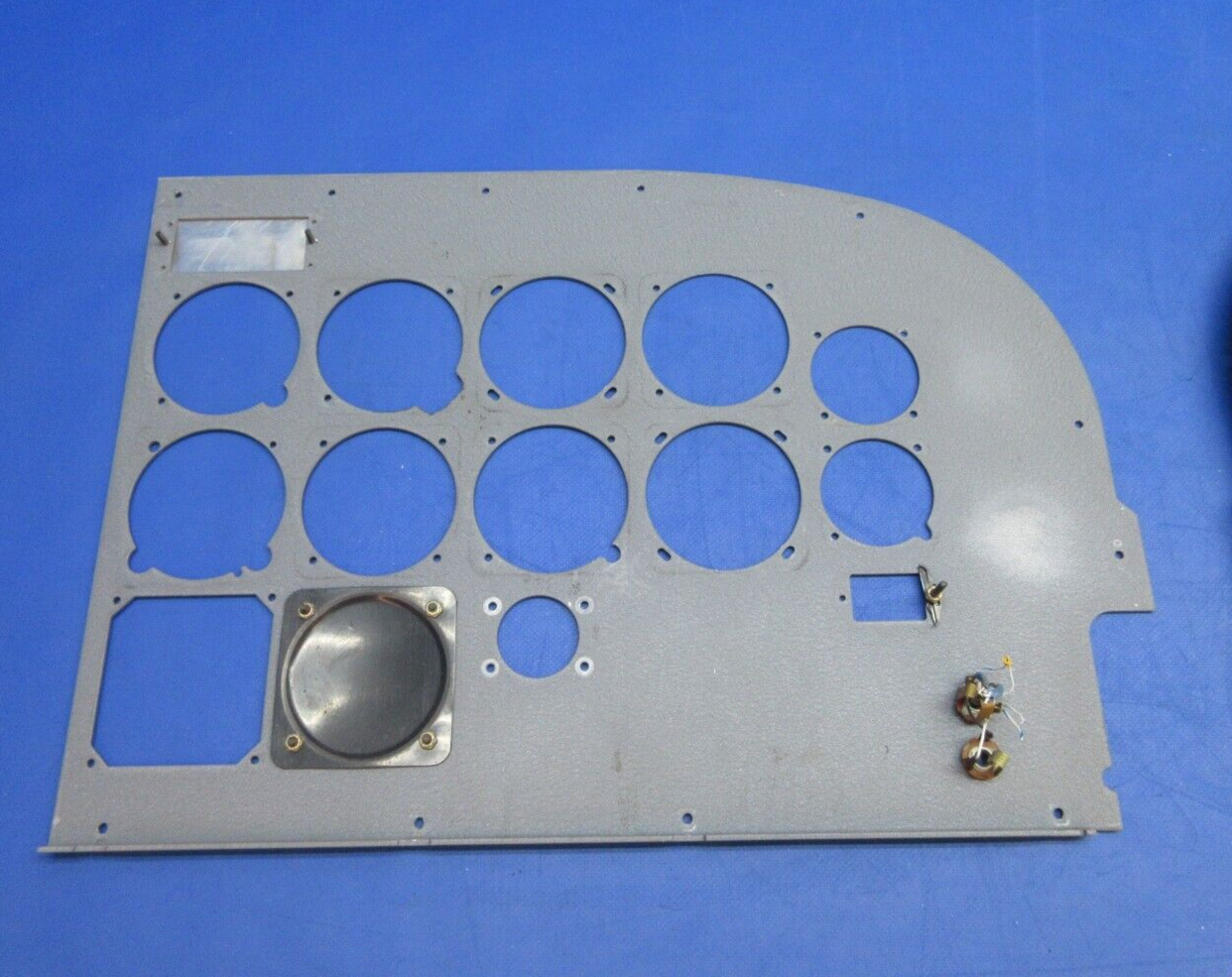 Cessna 172 / 172I Instrument Panel Assy Upper P/N 0513242-10 (0923-824)