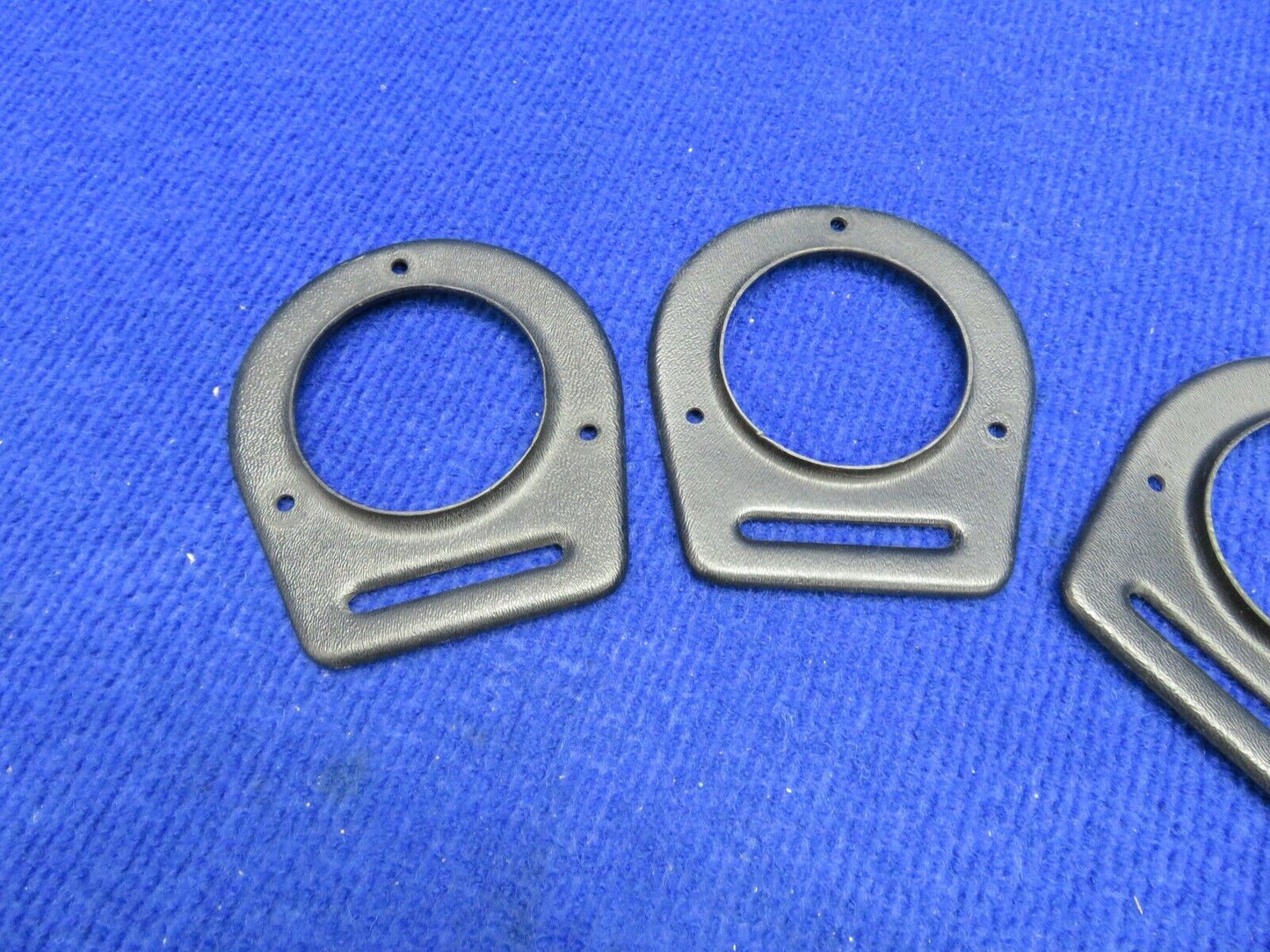 Piper Cover Assy Air Vent Black Plastic LOT OF 4 P/N 65735-19 (0222-389)