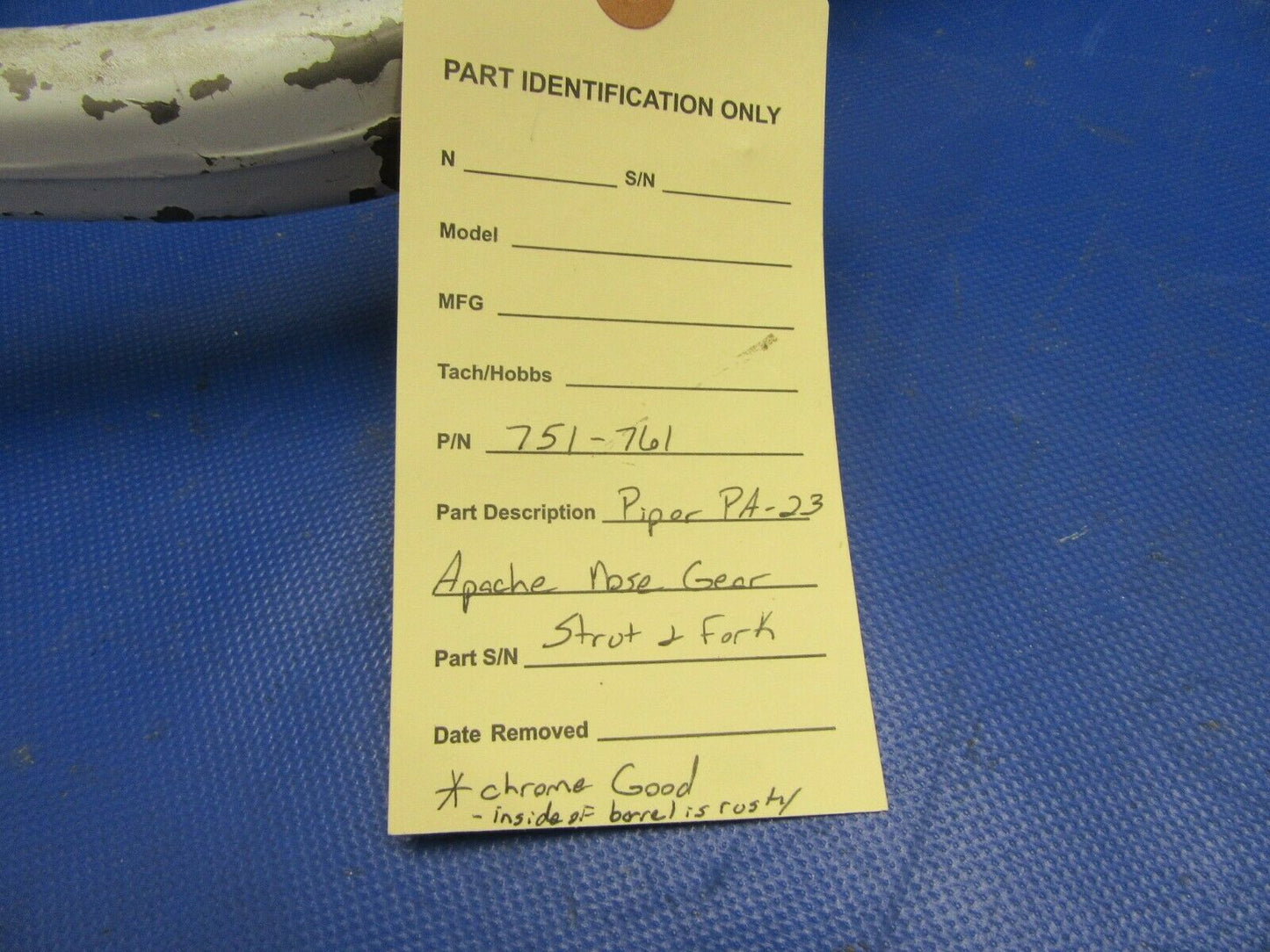 Piper PA-23 Apache Nose Gear Strut & Fork P/N 751-761 (1021-576)