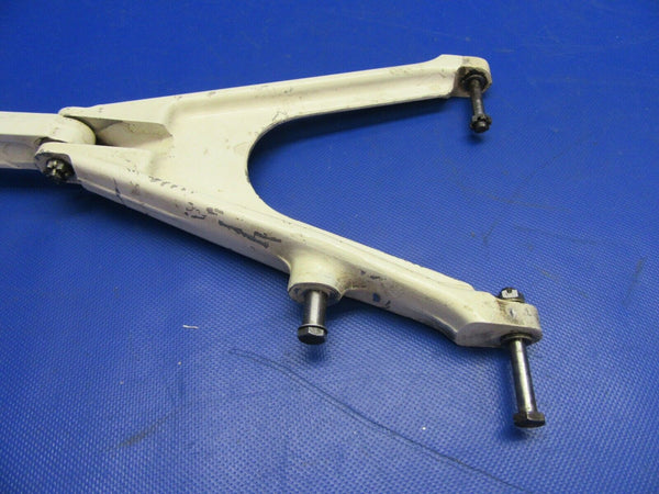 Cessna Cardinal 177RG Nose Gear Drag Link Assembly P/N 2043007-1 (0621-470)