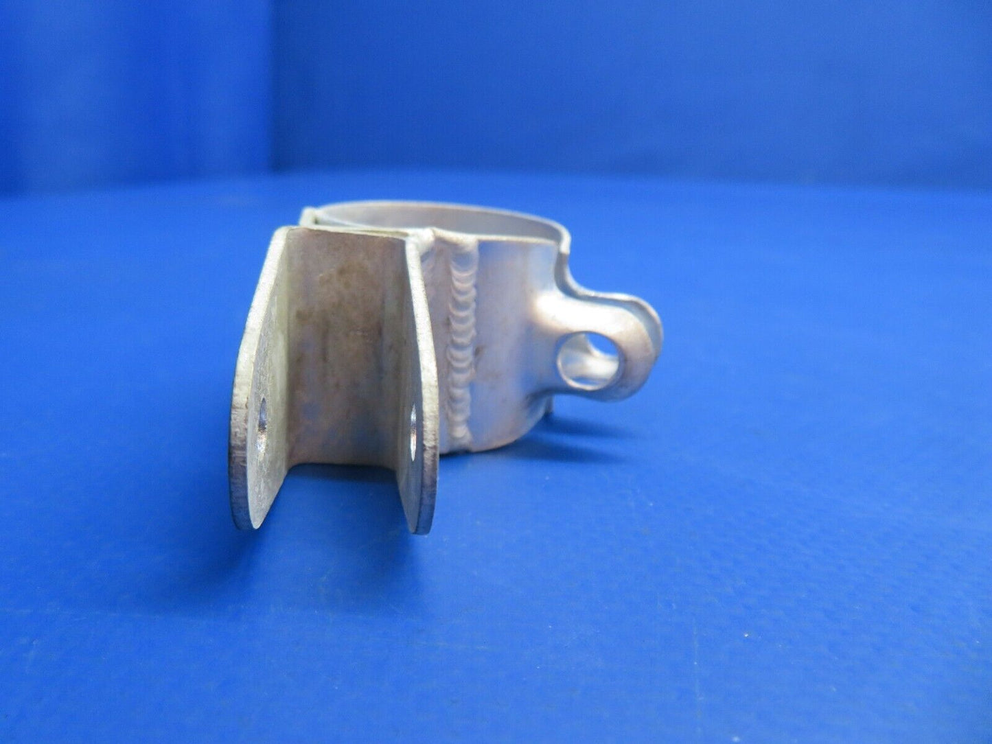 Cessna 185 Clamp Assy for SK 185-11 P/N 0742137-1 NOS (1122-509)