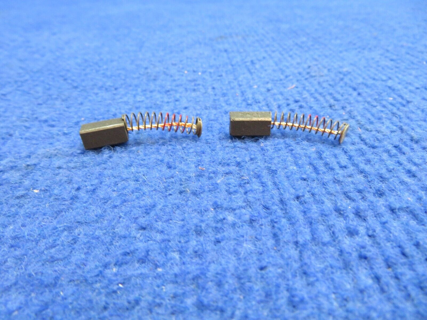 Hartzell/Prestolite Alternator Brush P/N 11-74 ALE-1013AS LOT OF 2 NOS (0622-58)