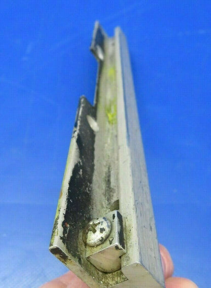 Beech Baron 58P Track Seat Co-Pilot / Pilot OTBD 002-430021-45 (0420-15)