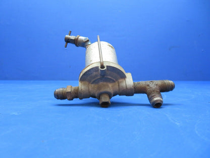 Piper PA-28-180 Fuel Gascolator Assy P/N 62301-03 (0723-718)