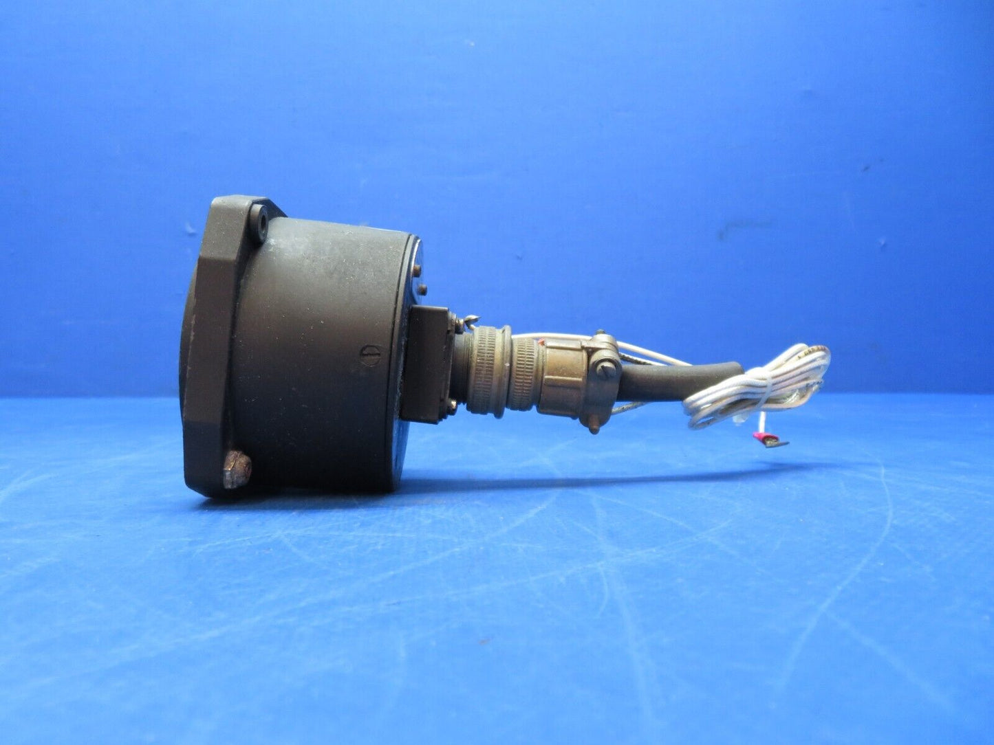 Cessna 310I Garwin Fuel Quantity Indicator P/N 22-164-012 (0823-325)