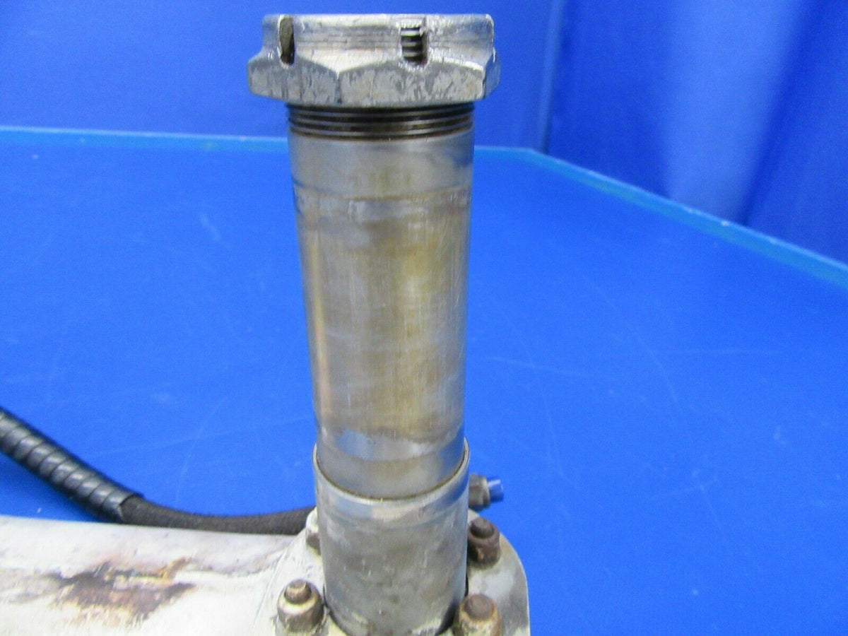 Beech Sierra B24R Main Landing Gear LH P/N 169-810001-601 (0719-217)