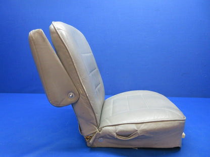 Cessna 401 / 401A Pilot Seat Assy - Gray Leather P/N 5014047-3 (1223-1491)
