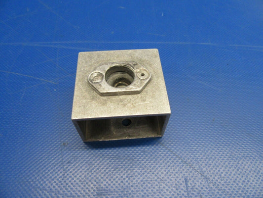 Diamond DA40-180 Cowl Latch (0419-321)