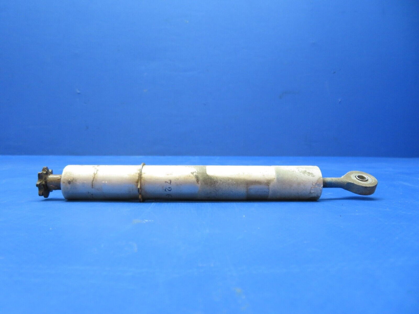 Cessna 310 / 310Q Rudder Trim Tab Actuator w/ Guard P/N 1260074-6 (0823-618)