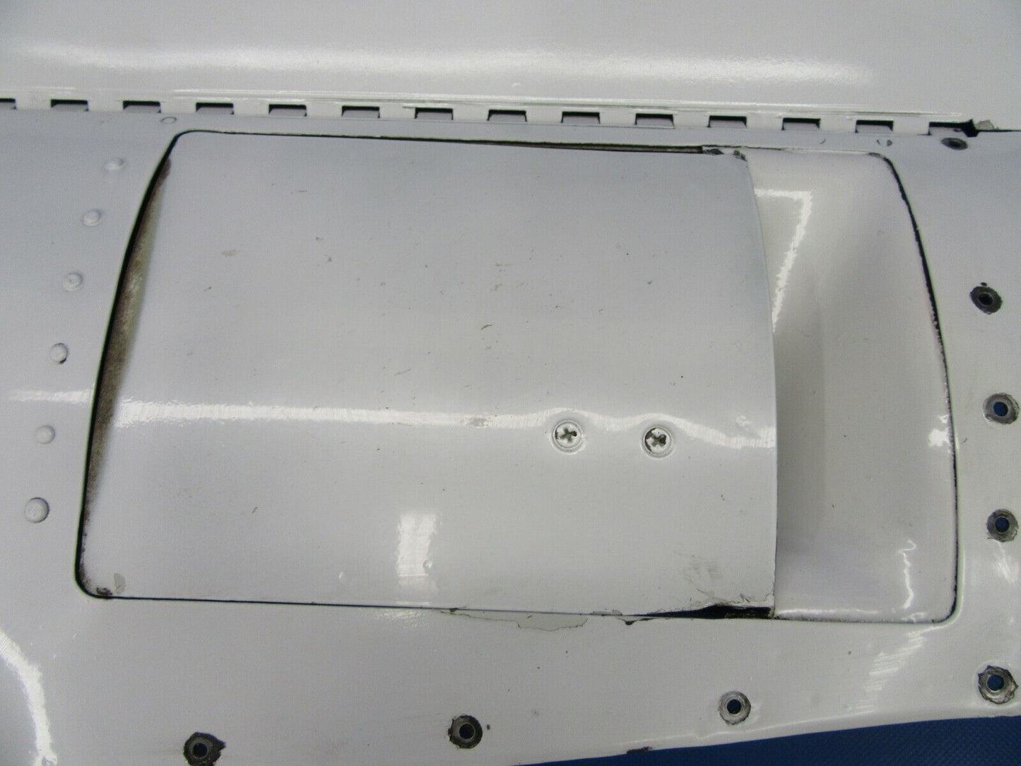 Cessna 310 / T310Q Cowl Panel Assy RH INBD P/N 0851164-200 (0619-359)