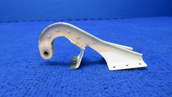 Beechcraft Hinge Leg Door Assy Main Gear P/N 35-815055-118 (0722-38)