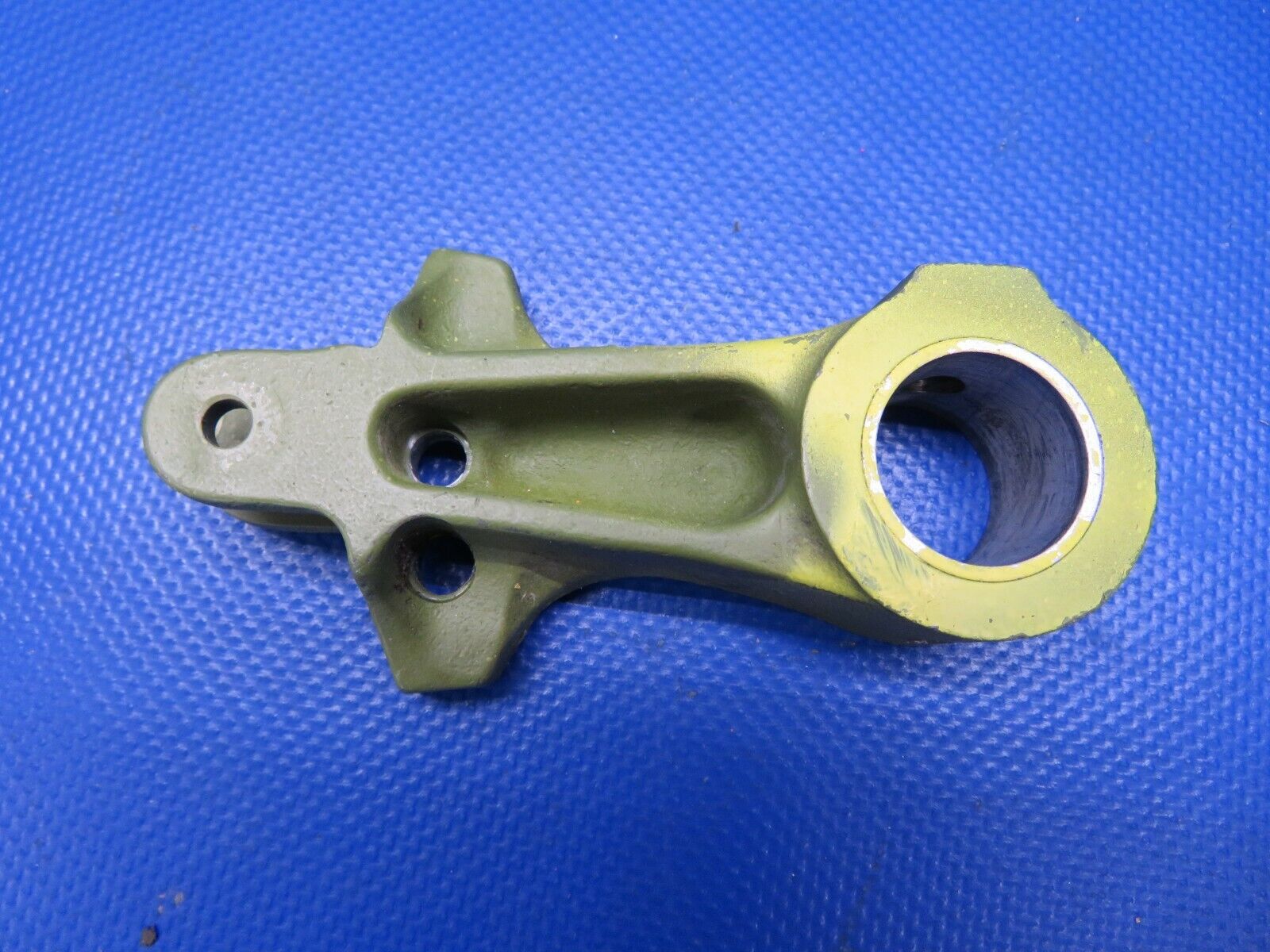 Beech 95-B55 Baron Arm Pilot's Lower Rudder Pedal RH P/N 35-524143-2 (0721-725)