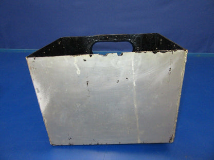 Beech Baron Battery Box w/ Lid P/N 95-410006-19 (0917-80)