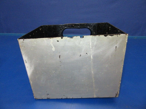 Beech Baron Battery Box w/ Lid P/N 95-410006-19 (0917-80)