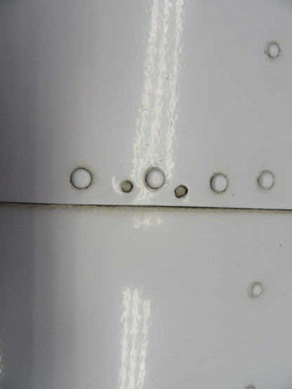 Cessna 210 / 210N RH Flap P/N 1221007-12, WEU 1221007-24 (1123-06)