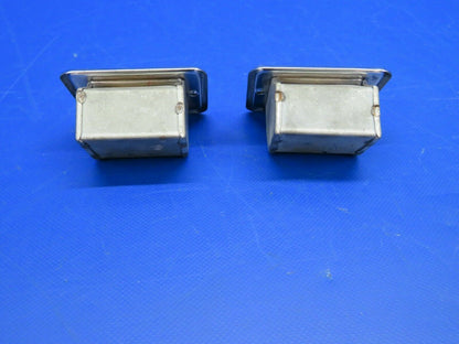 Beech Baron 58P Ash Tray LOT OF 2 (0420-121)