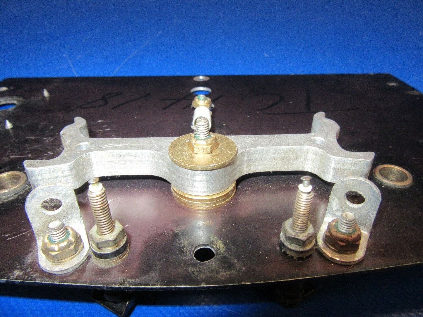 Beech Baron 95-B55 Panel & Cam Fuel Selector Valve P/N 96-920012-5 (1217-92)