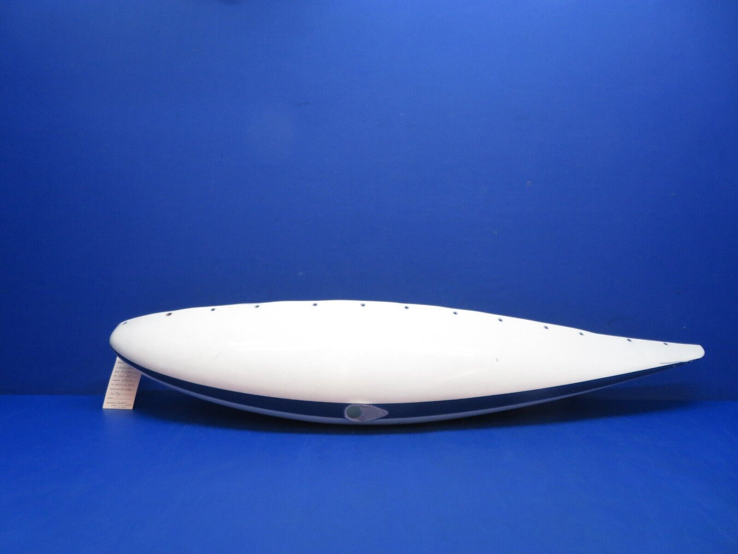 Piper PA-28-140 RH Wing Tip Assy P/N 62090-01 (1123-170)