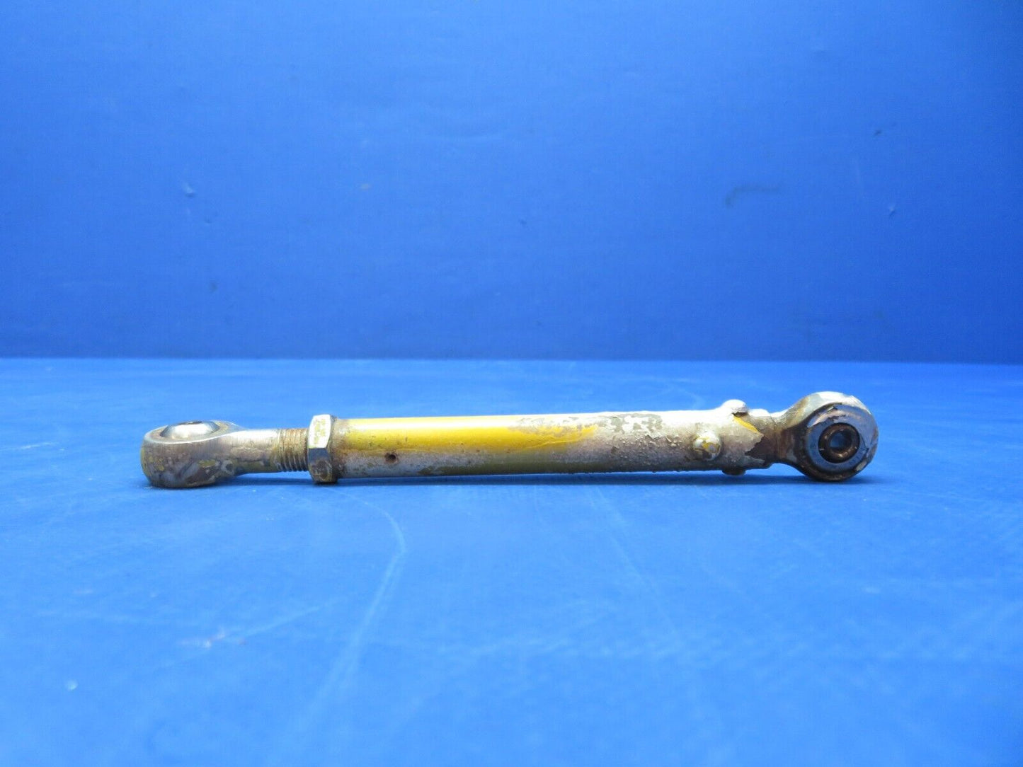 Stinson 108-1 Aileron Push - Pull Rod P/N 108-1141207-0 (0823-560)