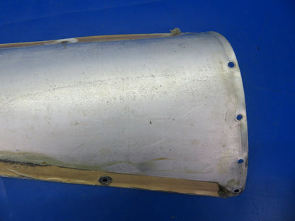 Cessna 310R Fillet Center Upper RH Wing P/N 0800056-8 (0520-371)