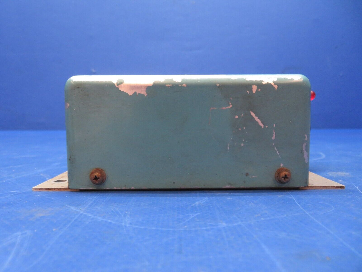 Diamond DA-42 Hartzell Engine Voltage Regulator 28v P/N VR2000-28-2 (0623-543)