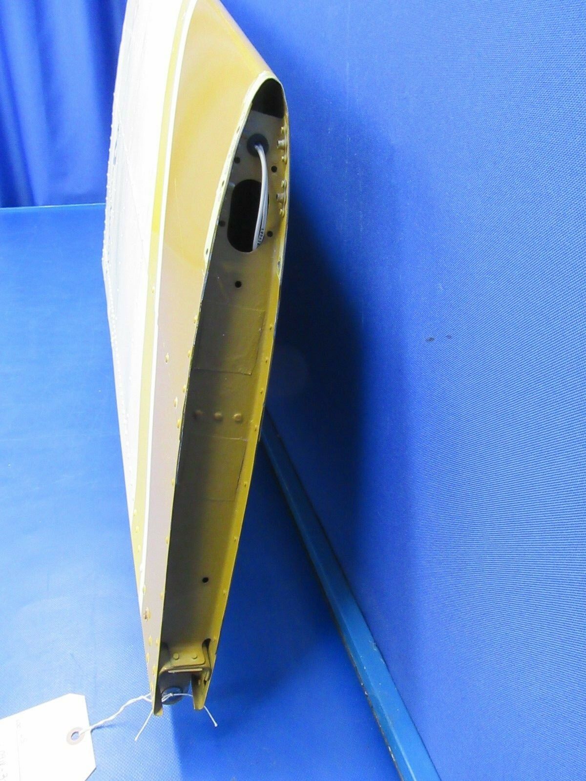Beech Debonair Vertical Stabilizer P/N 33-640000-611 (0918-326)