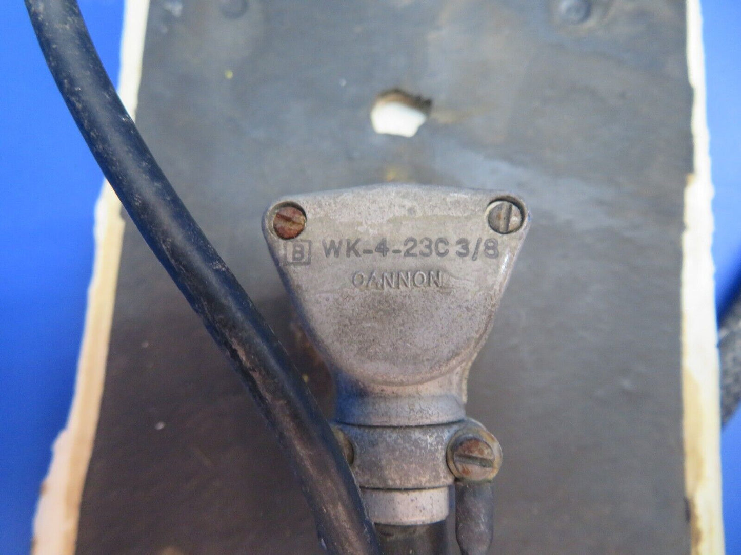 Beech 95-B55 Baron Stormscope WX-10 Processor & 3M Antenna P/N 380D03 (1122-576)