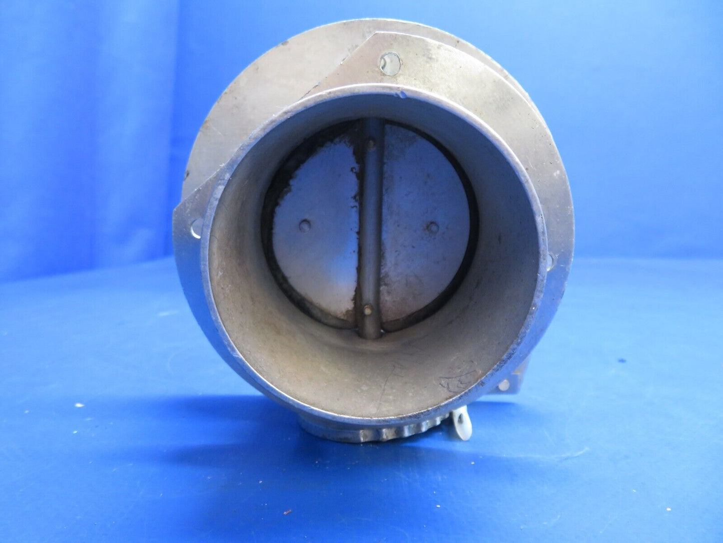 Piper PA-28-180 Cherokee Vent Assy FWD LH & RH P/N 68416-00 (0323-704)