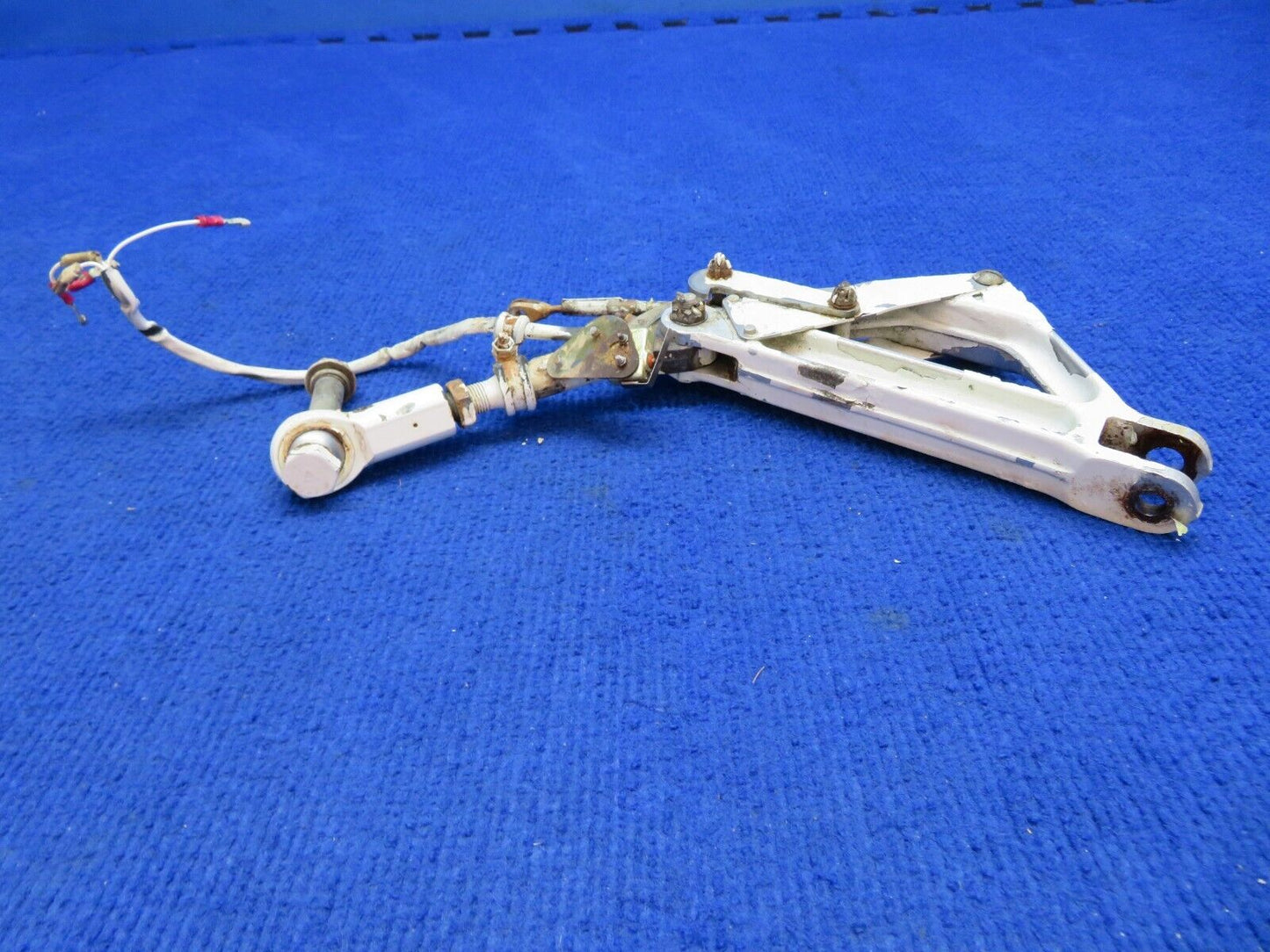 Piper Main Gear Truss Assy LH Link Casting # 20766 (0722-369)
