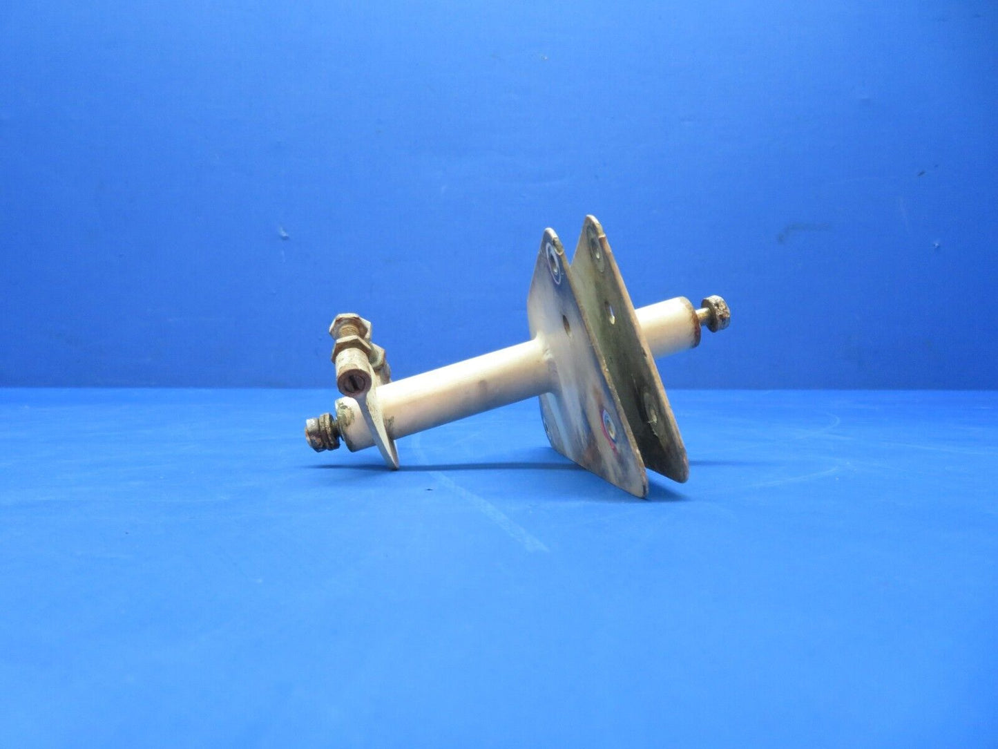 Cessna 188B AGpickup RH Aileron Bellcrank Assy P/N 1660415-2 (0723-588)