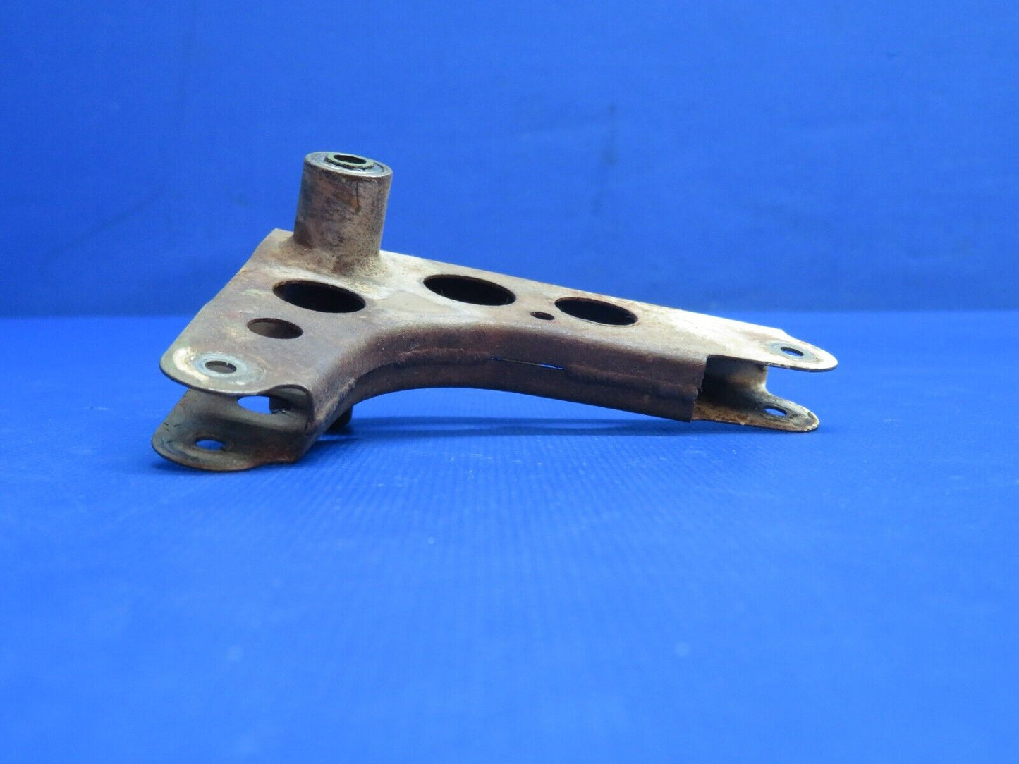 Cessna 337 / 337E OTBD Flap Actuator Bellcrank P/N 1462023-8 (1223-1122)