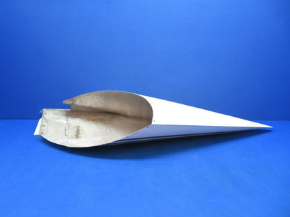 Cessna 310 / 310I LH Fuel Tank Tail Cap Assy P/N 0823412-15 (1023-158)