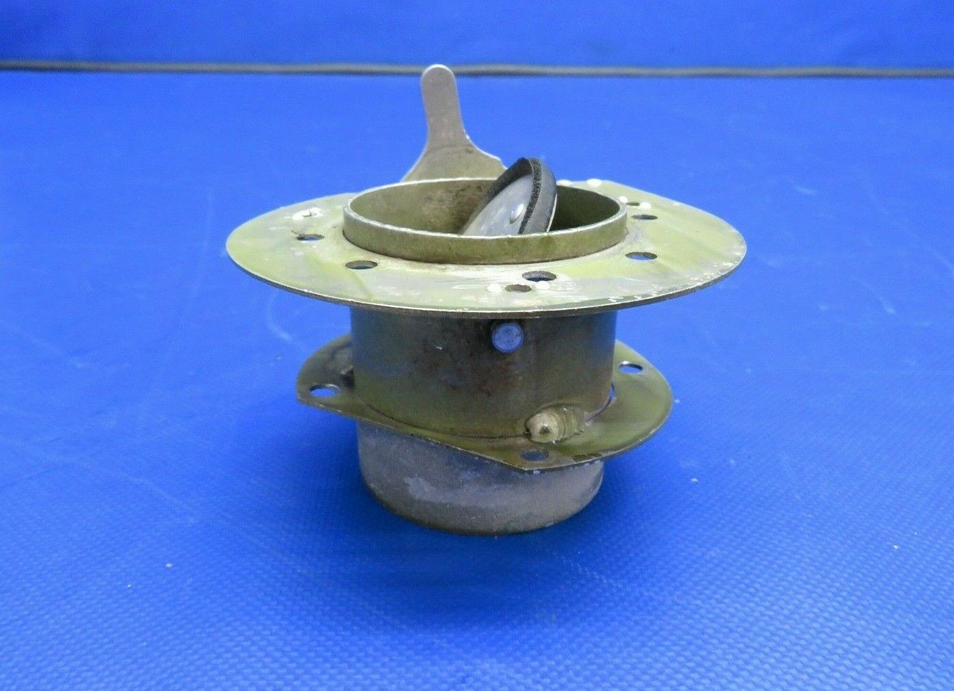 Piper PA-32R-300 Lance Vent Assy AFT LH P/N 68556-00 (0121-176)