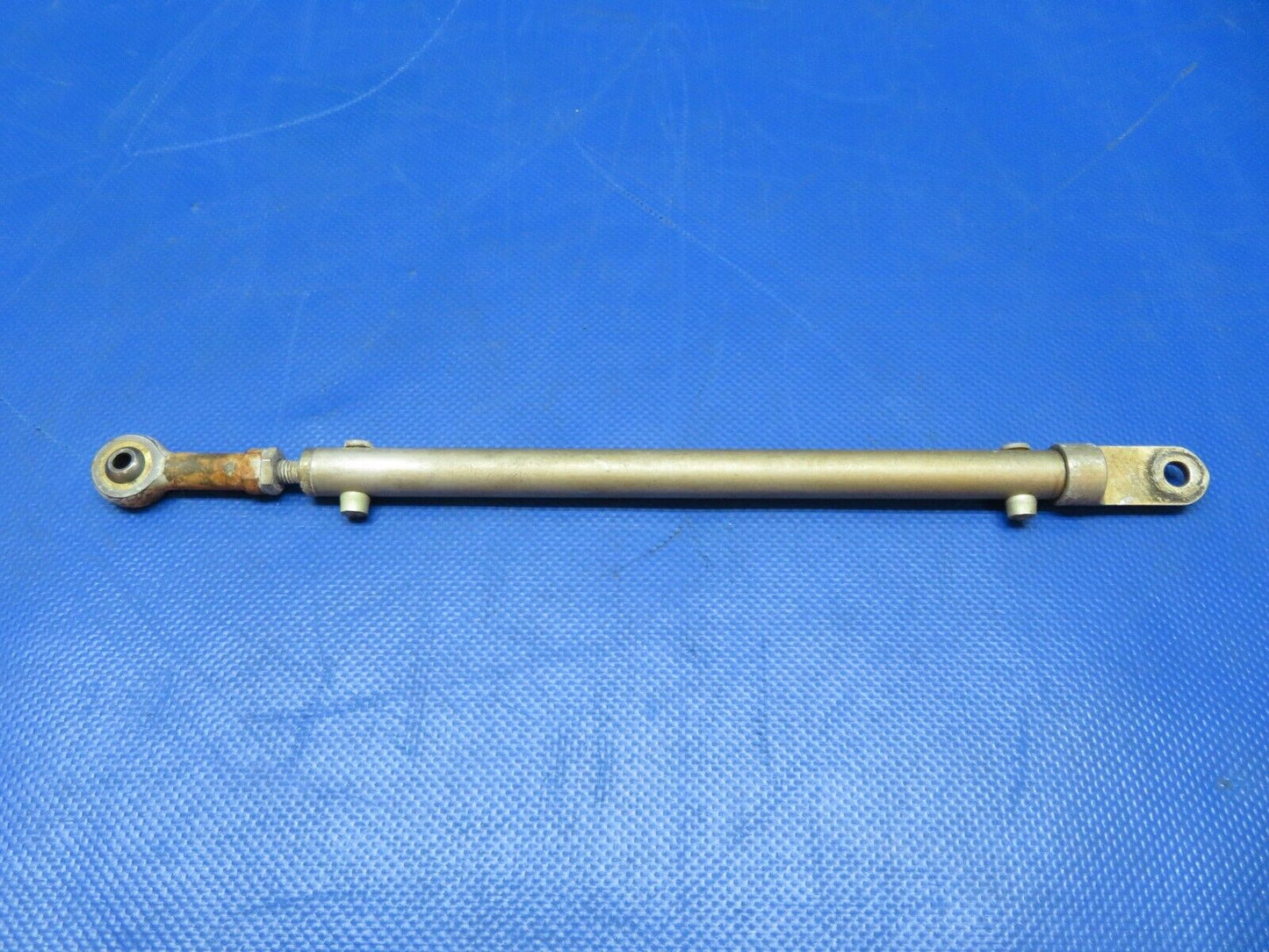 Grumman Yankee Trainer AA-1B Pushrod Assy Control Wheel PN 603069-501 (0224-117)