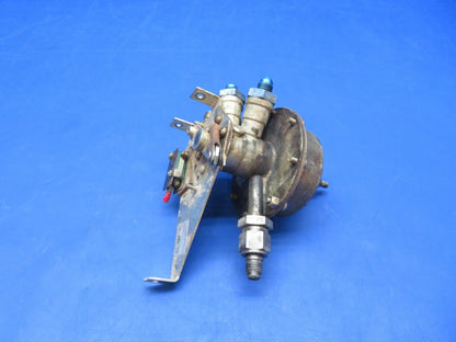 Cessna 310 / 310Q Airborne Fuel Valve Assy P/N 1H13-14 (0923-335)