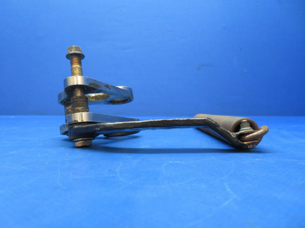 Diamond DA-42 RH Driver Plate w/ Brackett & Spring P/N D60-3237-16-51 (0623-387)